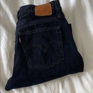 Levi’s black ripped boyfriend jeans